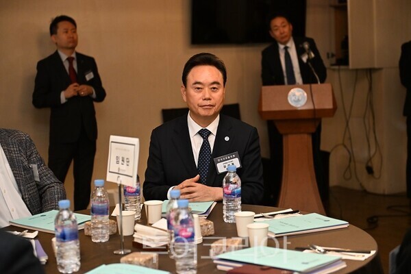 한국자유총연맹 김상욱 총재 직무대리