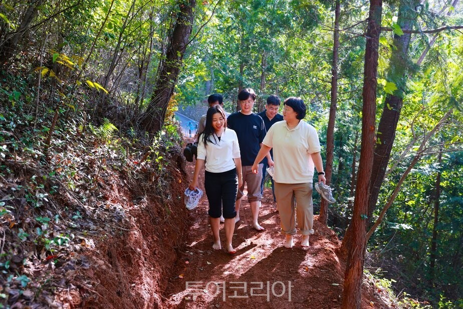 보성읍 망제산에 조성한  황토맨발 산책로 /사진=보성군