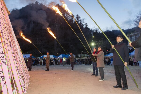 남한권 울릉군수 장흥달맞이 놀이마당 참석 (사진제공=울릉군청)