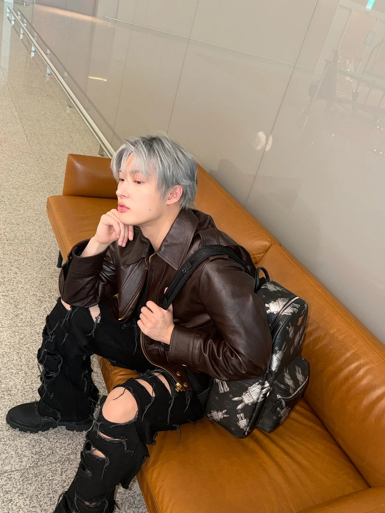 /사진=MCM, 에이티즈 민기 공항패션으로 스트리트 트렌드 제시