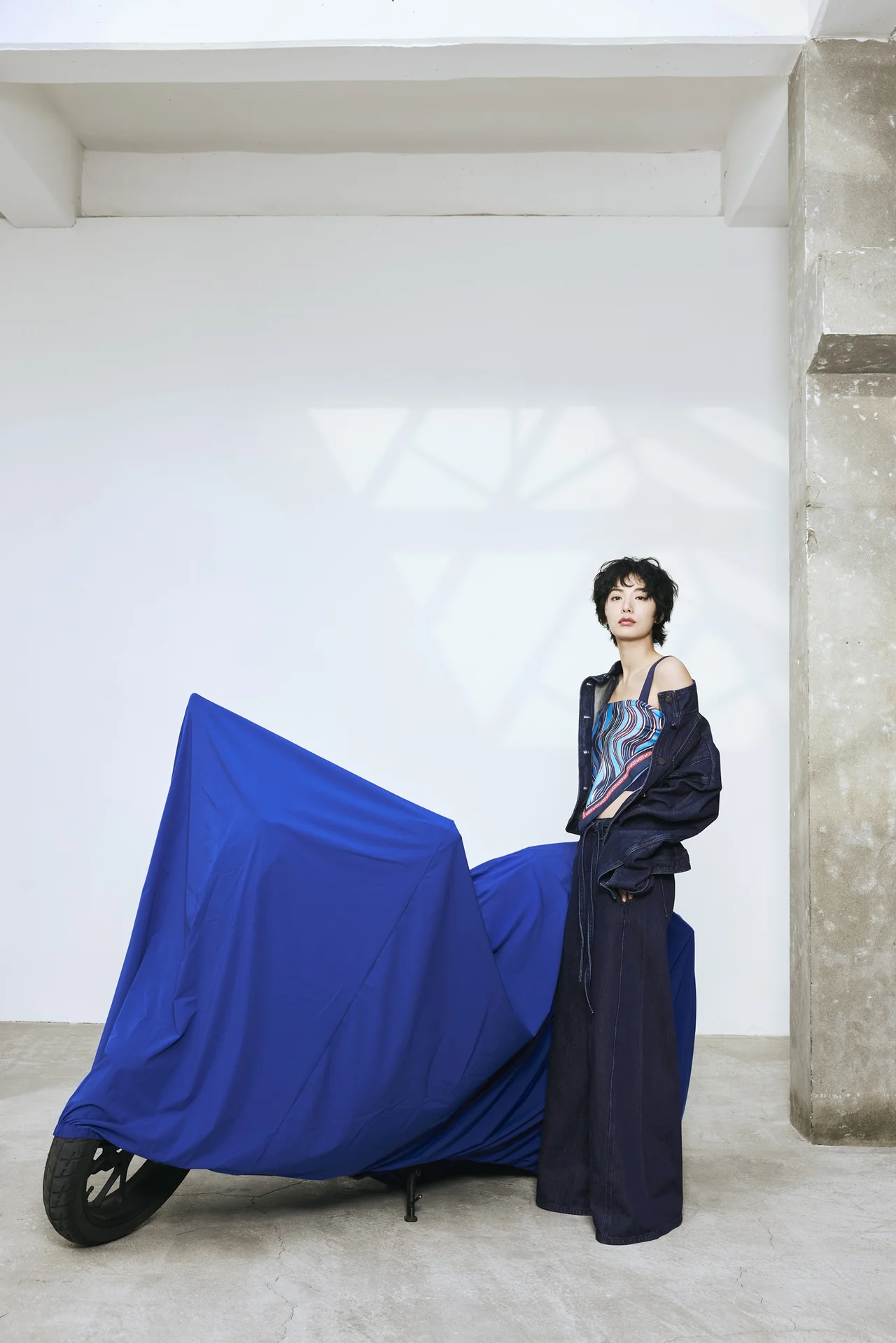 /사진=E.B.M, 나나와 그려낸 봄 패션의 리듬