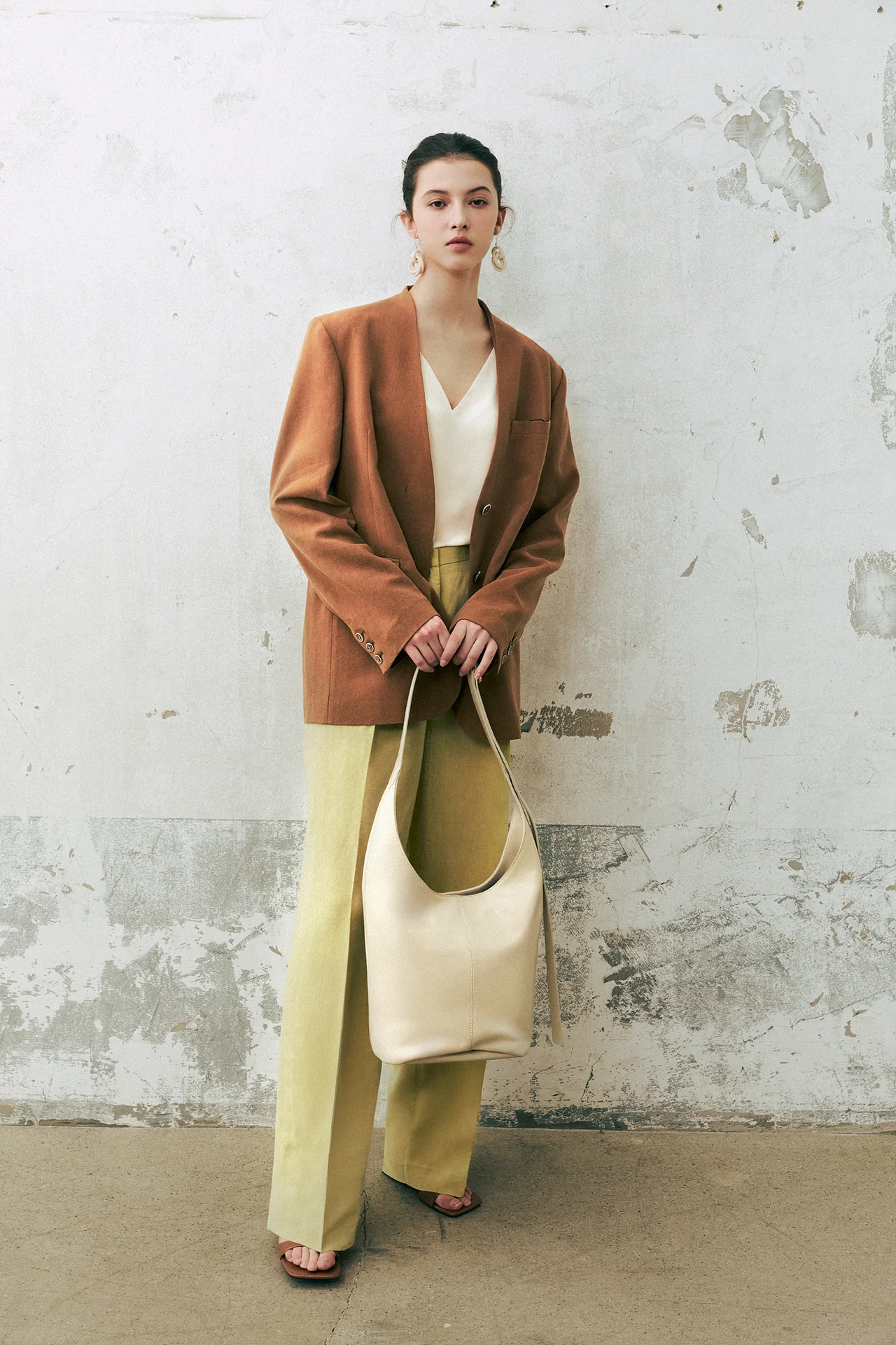 /사진=바니스뉴욕, 26SS '레이어드 럭셔리' 컬렉션 공개