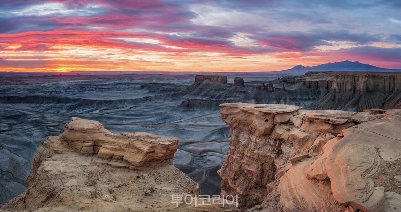 캐피톨 리프 국립공원 (Capitol Reef NP) 문스케이프 오버룩(Moonscape Overlook) /사진-유타주 관광청