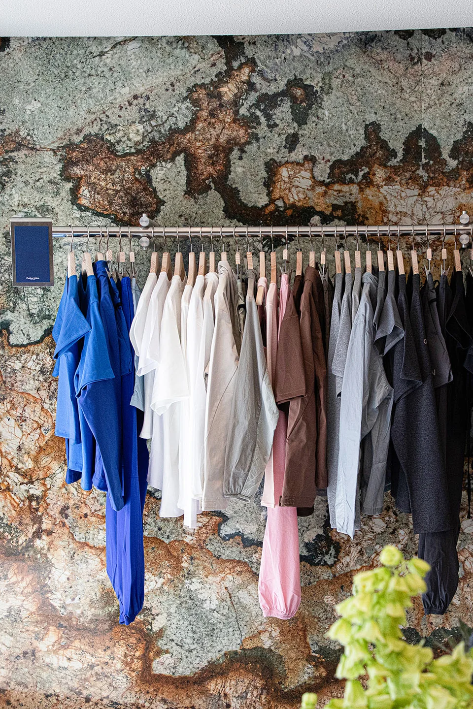 /사진=아웃도어 보이스, 서울 팝업으로 애슬레저 시장 공략