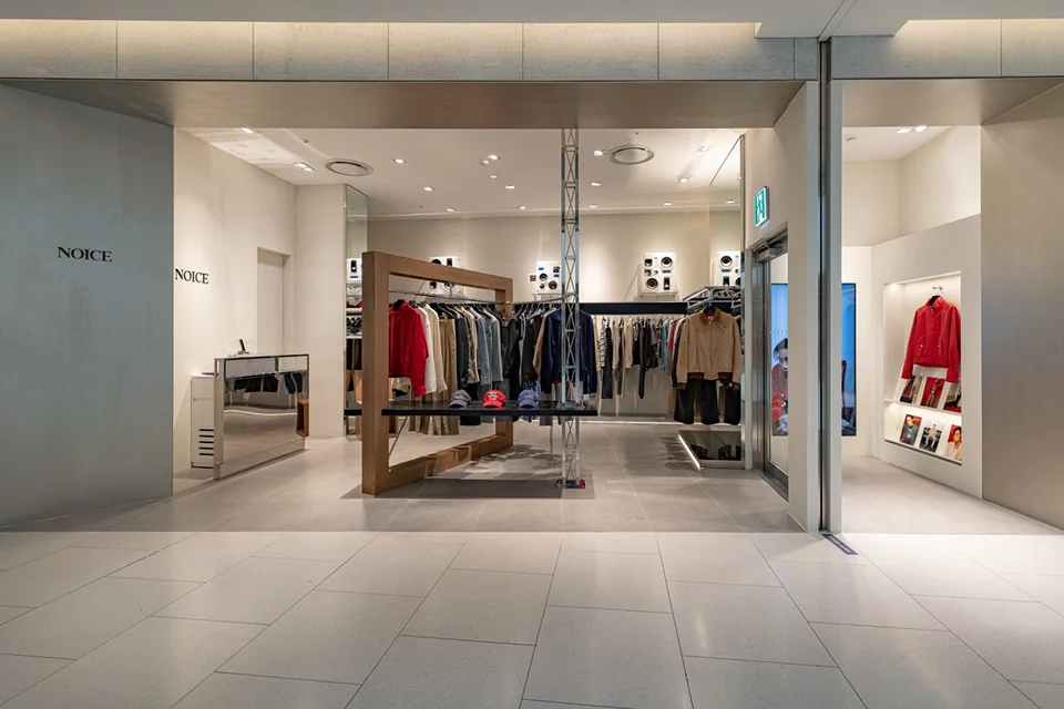 /사진=노이스, 더현대 서울 매장 오픈...박서준과 26SS 캠페인 공개