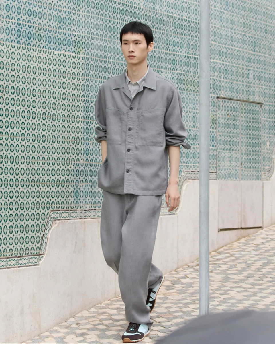 /사진=유니클로, 클레어 웨이트 켈러와 2026 SS 리넨 컬렉션 선봬