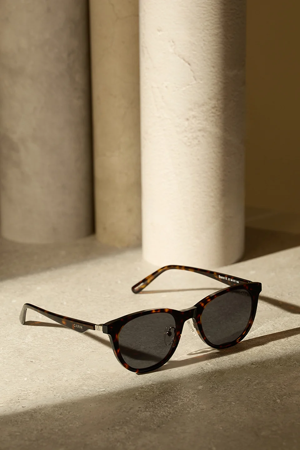 /사진=카린, '로엔' 선글라스 출시...클래식 재해석 및 유통 확대