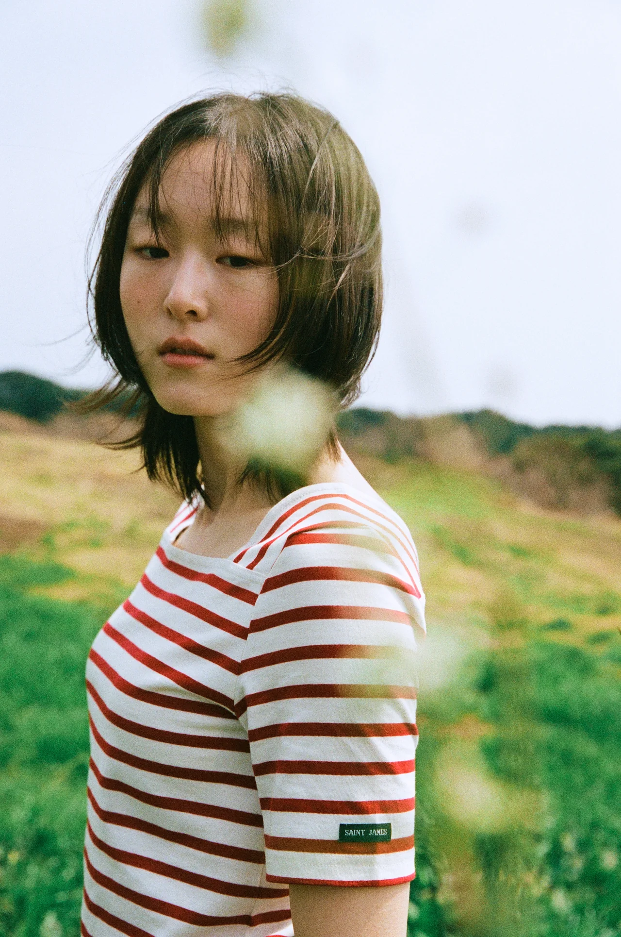 /사진=세인트제임스, 스트라이프 캠페인 'A day away, in stripes' 공개