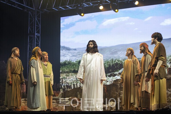 십자가에서 못 박혀 죽은지 3일만에 부활한 예수를 기념하는 부활절 콘서트/사진-투어코리아 김교환 기자 