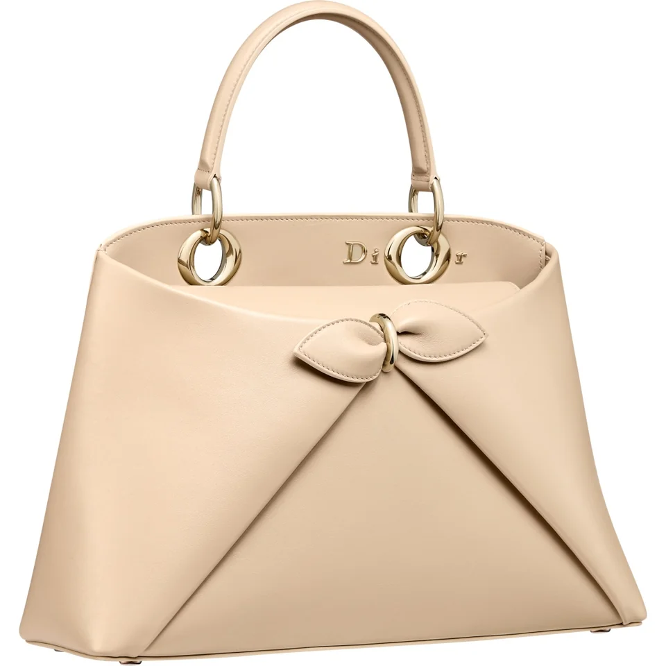 /사진=디올, 아카이브 드레스에서 탄생한 ‘Dior Cigale 백’ 공개