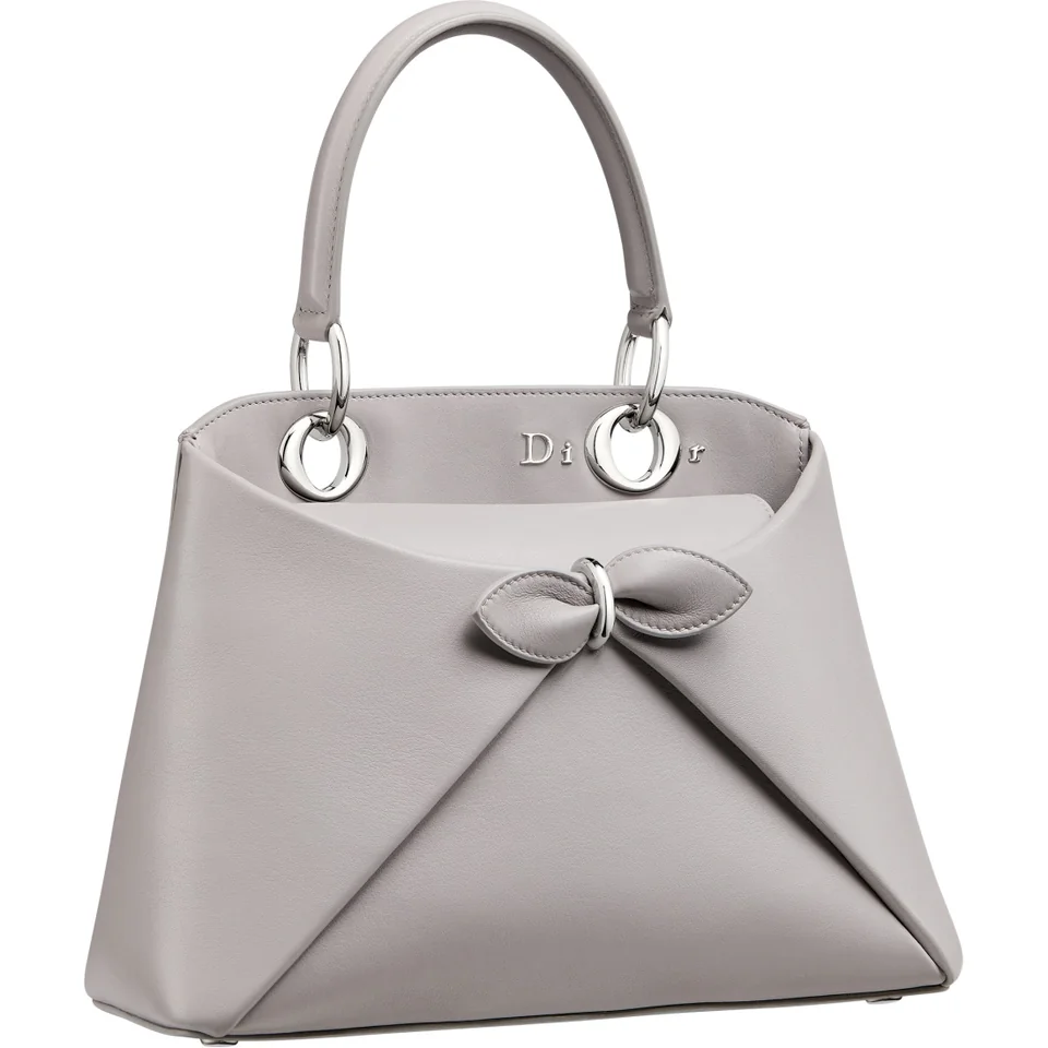 /사진=디올, 아카이브 드레스에서 탄생한 ‘Dior Cigale 백’ 공개