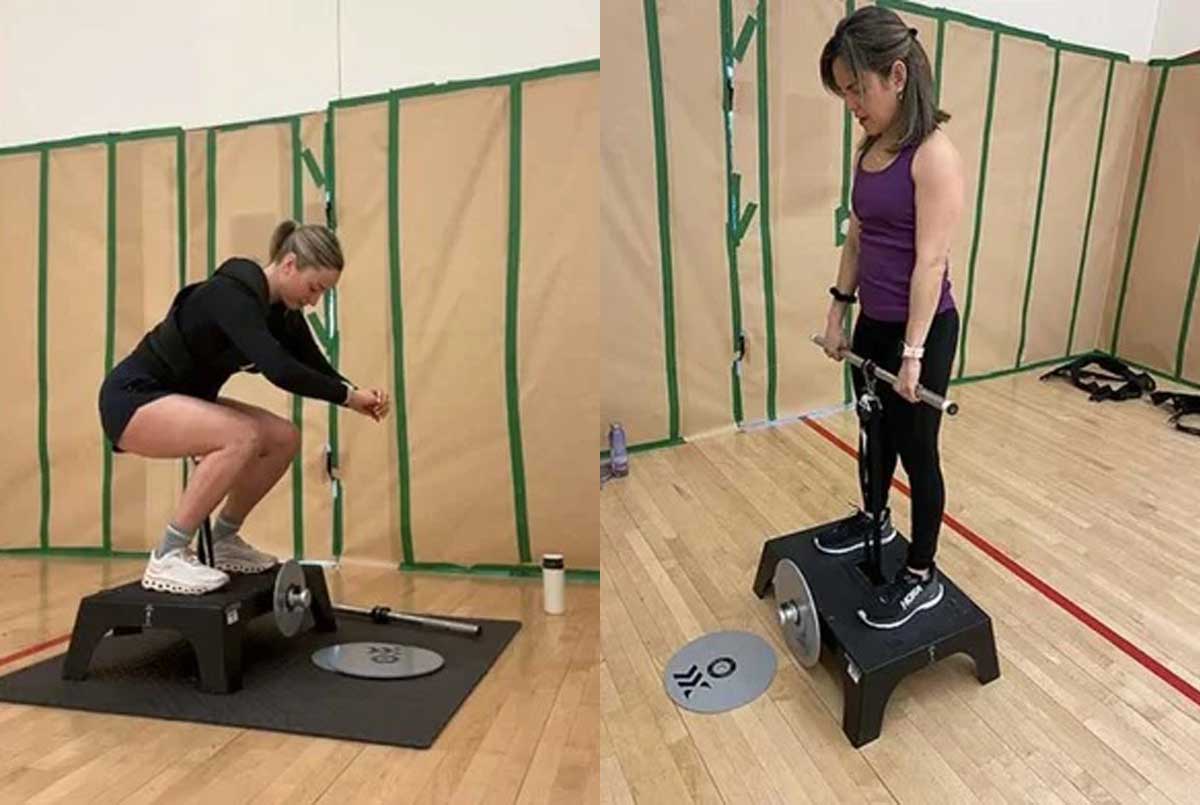 2024년 캐나다우주국(CSA) 연구진이 플라이휠 시험 작동 중 데드리프트(왼쪽)와 스쿼트 동작을 수행하고 있다. / CSA 제공