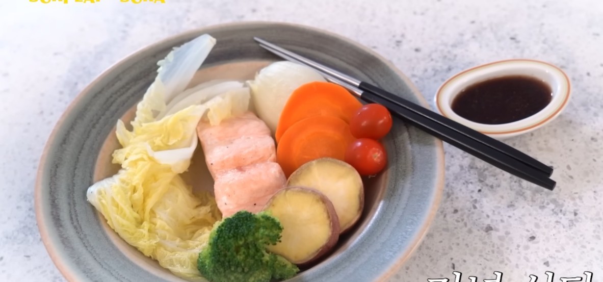 강소라 채소찜 자료 사진. / '소라의 솔플레이' 유튜브 채널