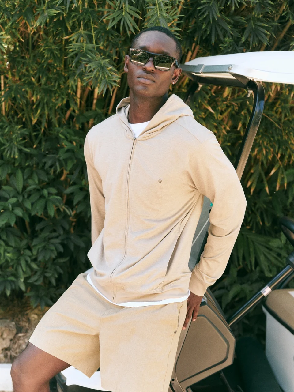 /사진=뷰오리, 드림니트 컬렉션 출시로 일상과 운동의 경계 허문다