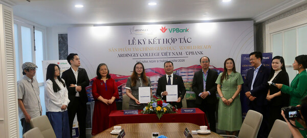 Ardingly College Vietnam Joint Stock Company, in collaboration with Vietnam Prosperity Joint Stock Commercial Bank (VPBank), announces the launch of a financial–education linked product named “World Ready.”