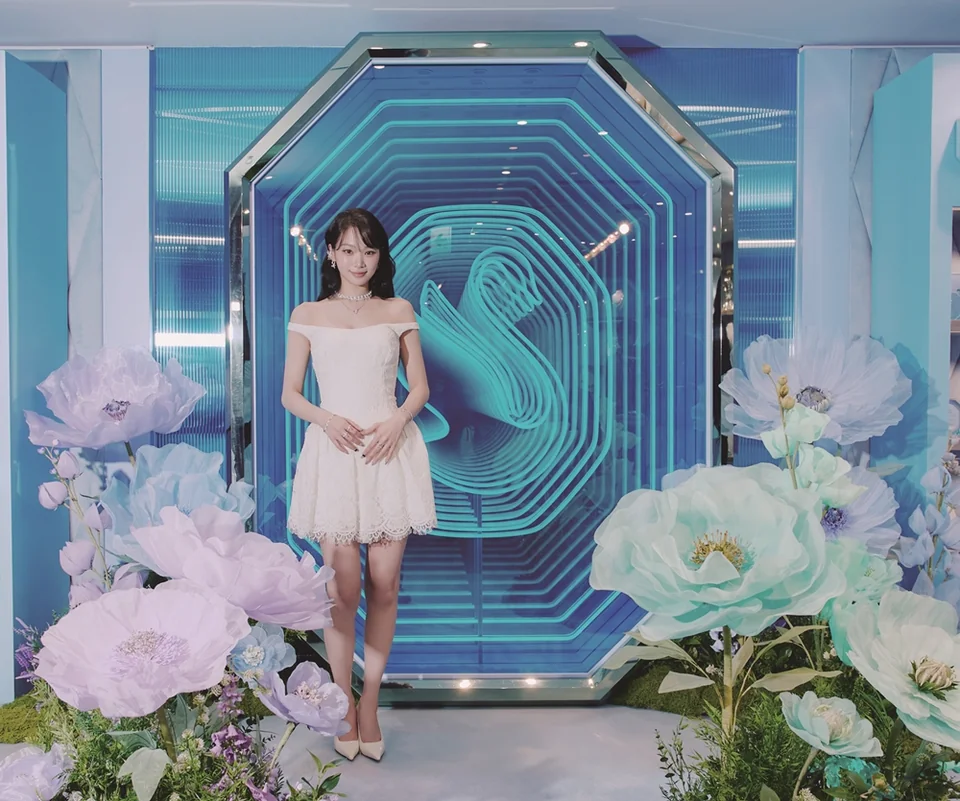 /사진=스와로브스키, 아리아나 그란데 협업 컬렉션 행사 개최