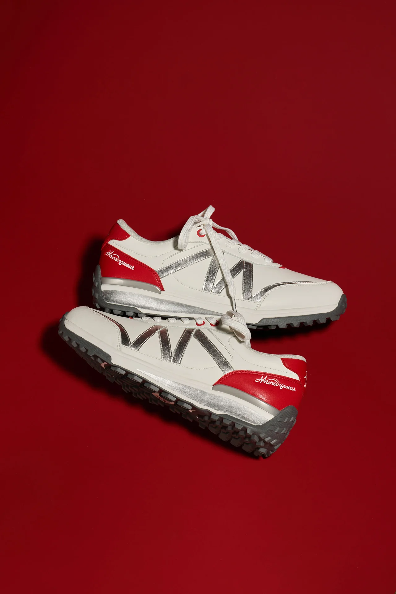 /사진=먼싱웨어, 골프화 부문 강화…'아이코닉 시리즈' 3종 선봬