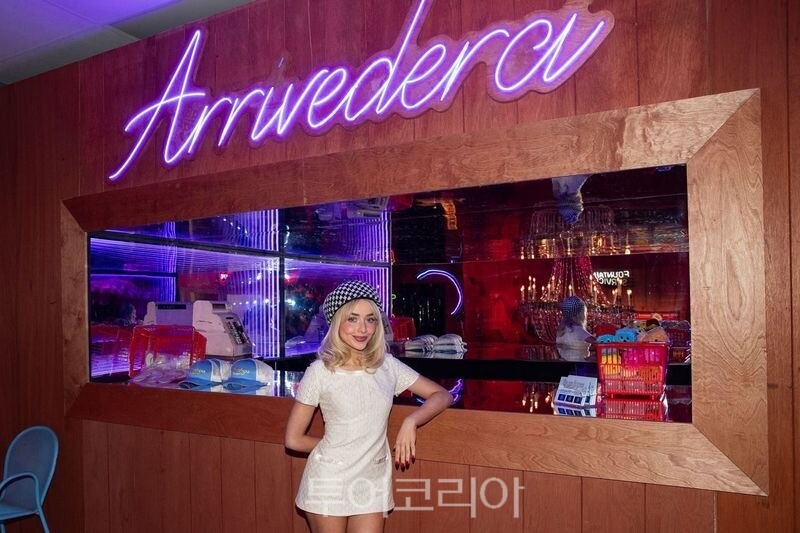 에어비앤비 사브리나의 활력 충전소 체험에 사브리나 카펜터 깜짝 등장 /사진-에어비앤비