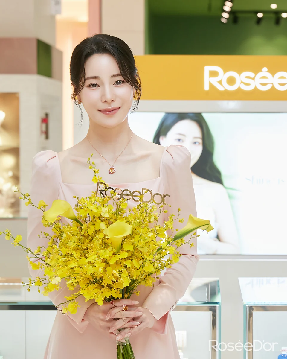 /사진=로제도르, 12주년 기념 컬렉션 공개 및 임지연 포토콜 성료