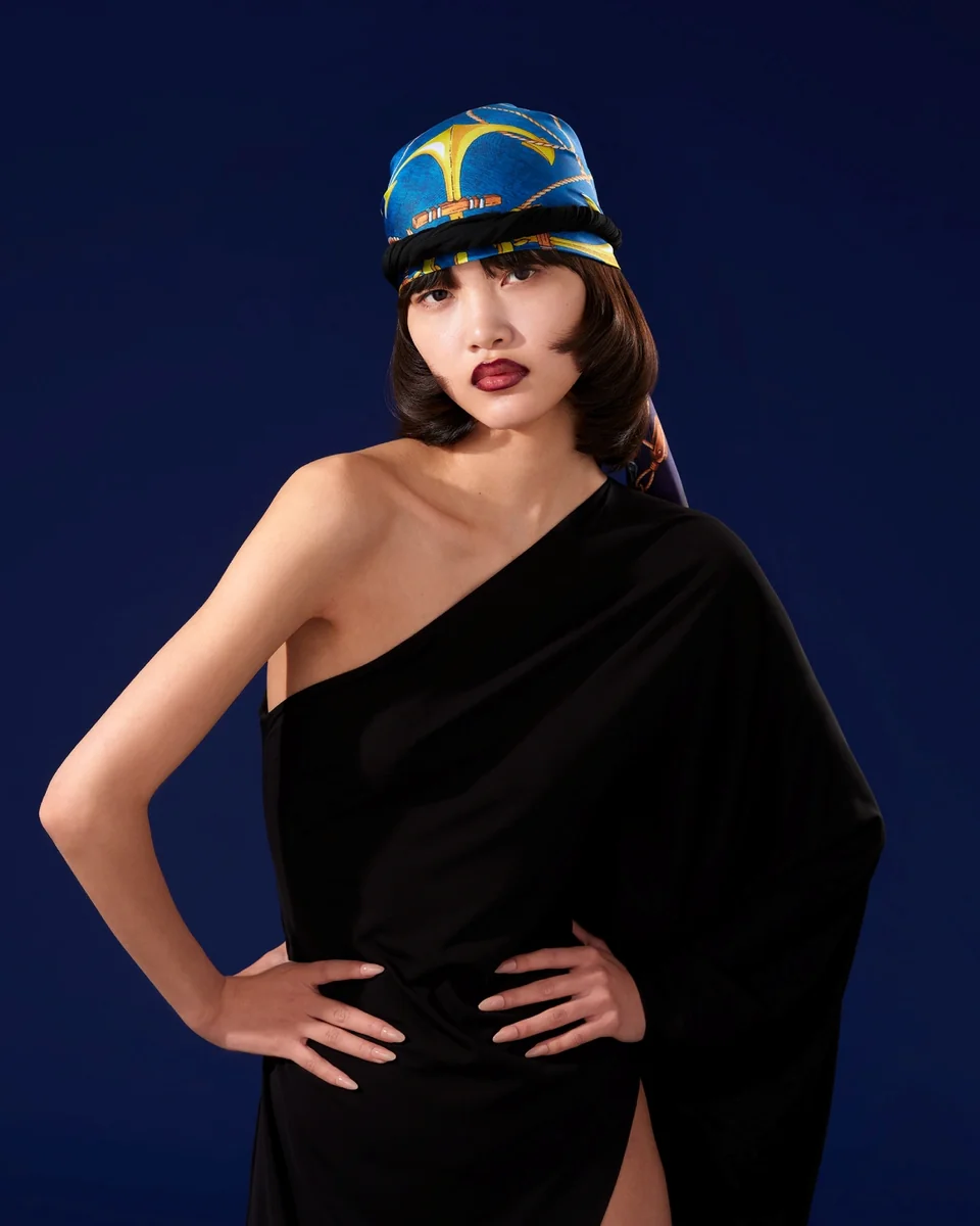 /사진=구찌, '아트 오브 실크' 새 챕터 공개… 뎀나 디렉터 스카프 재해석