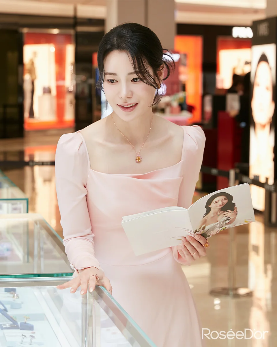 /사진=로제도르, 12주년 기념 컬렉션 공개 및 임지연 포토콜 성료