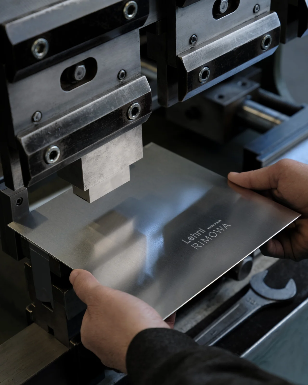 /사진=리모와, 레니와 알루미늄 수트케이스 수납 솔루션 한정판 공개