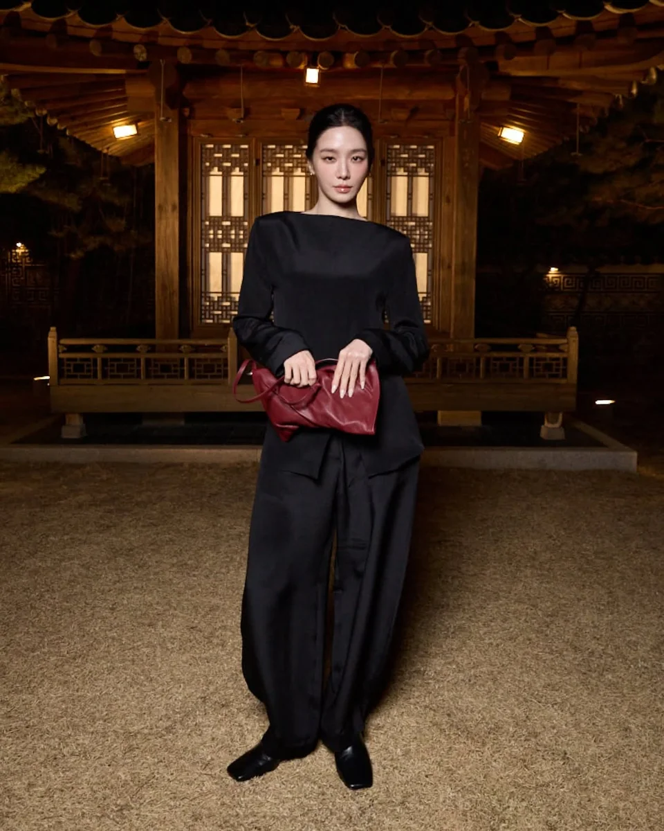 /사진=코스, 박규영 글로벌 앰버서더 첫 행보 공개