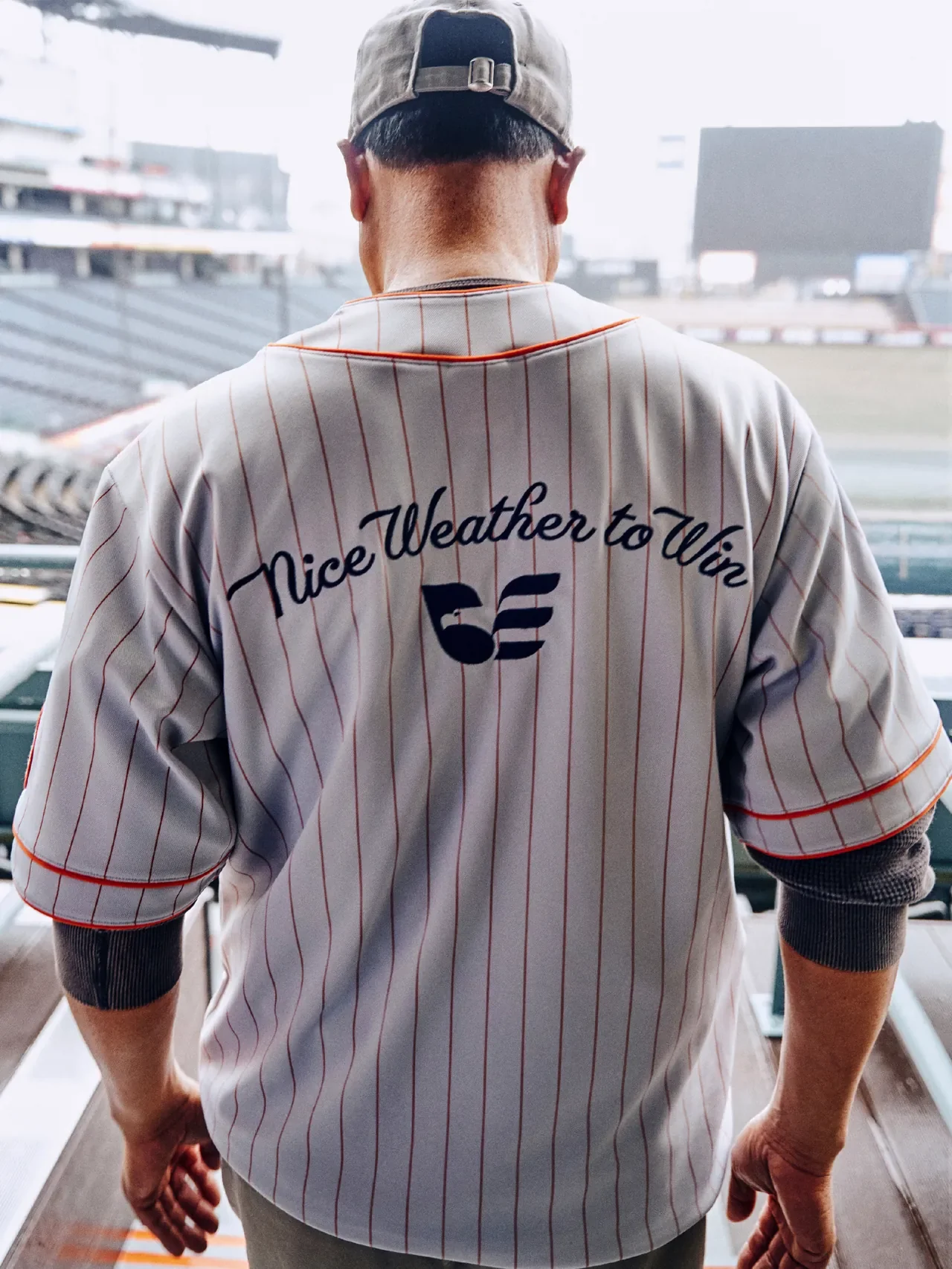 /사진=나이스웨더·한화 이글스·네이버, 협업 컬렉션 공개