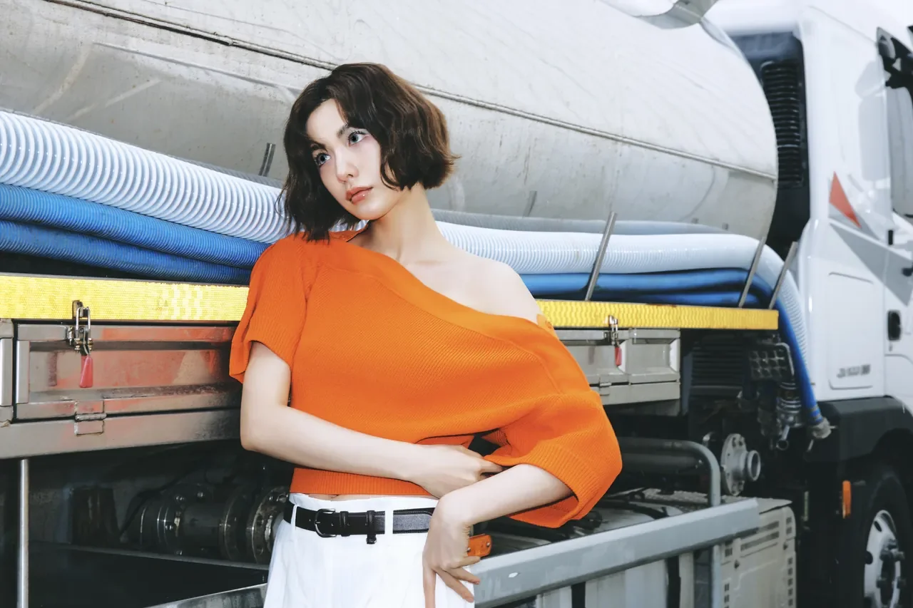 /사진=E.B.M, 2026 PRE-SUMMER 캠페인 ‘ANTIFRAGILE’ 공개