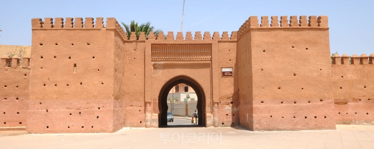 "2 우즈다" "3 사이디아" "4 우즈다 메디나" "5 우즈다 모스크" 사진-모로코 관광청 한국사무소