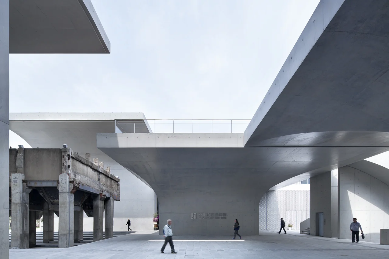 /사진=막스마라, 상하이서 리조트 컬렉션과 75주년 전시 개최