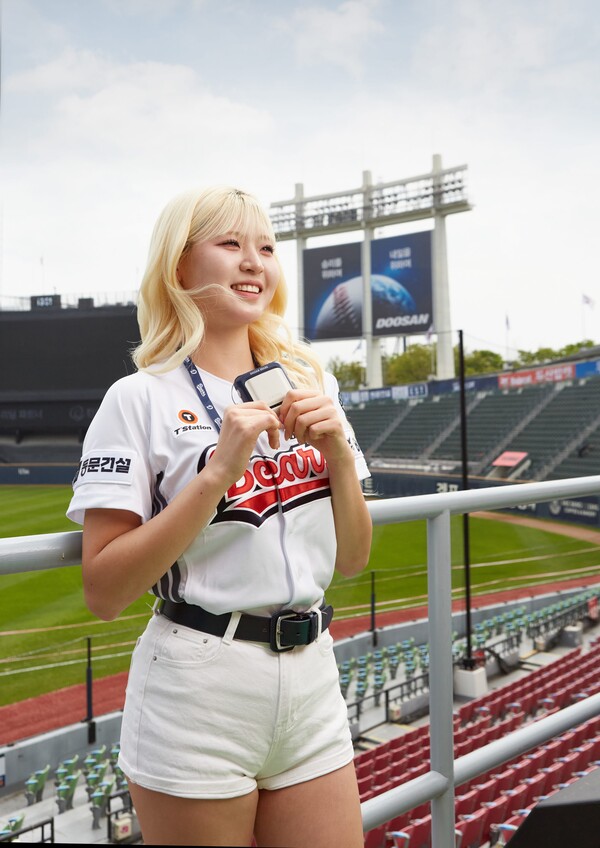 크레모아와 두산 베어스의 콜라보 상품(사진=두산)