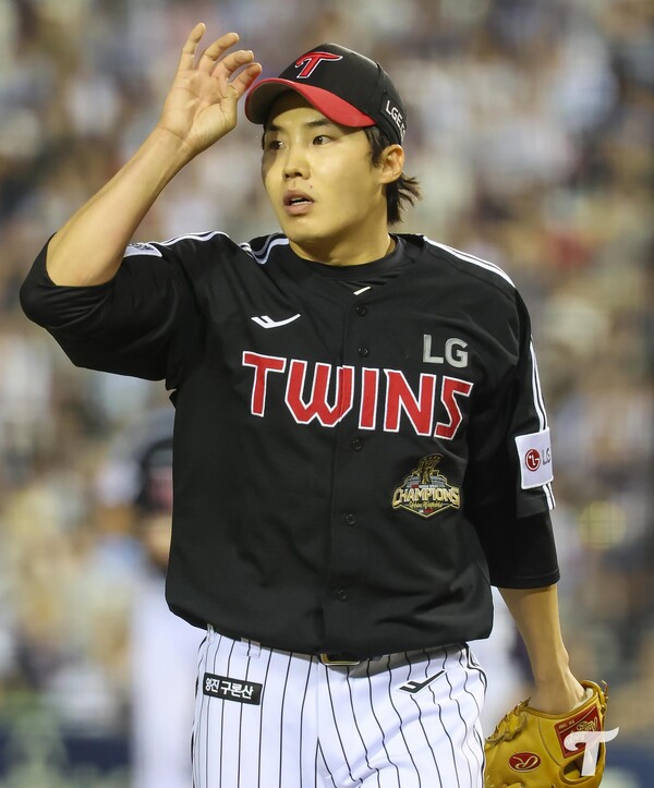 시즌 첫 승을 거둔 임찬규(사진=LG)