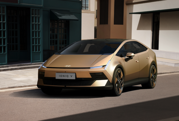 현대자동차가 24일 중국에서 공개한 현지 전략 모델 '아이오닉 V' 외관 (사진=현대차 제공)