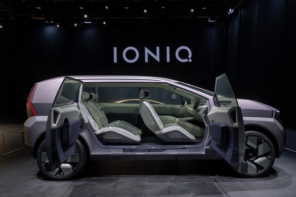 아이오닉 어스 콘셉트카 내부 (사진=현대차 제공)