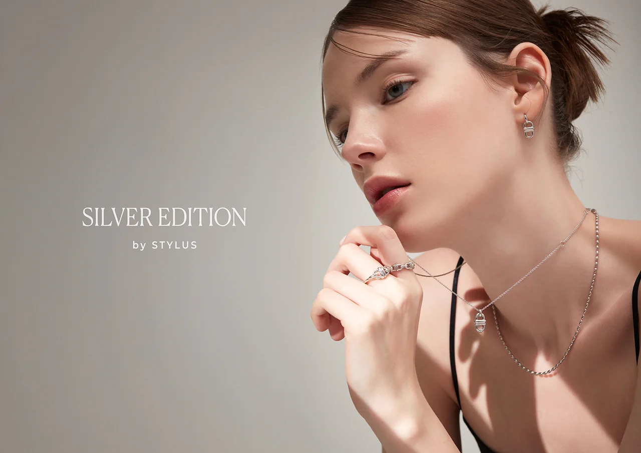/사진=스타일러스, 실버 에디션 출시… 감각적 미니멀리즘 강조