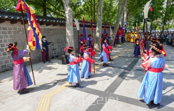 2023 덕수궁 왕궁수문장 교대의식(어린이 체험 행사)/ⓒ 서울시 