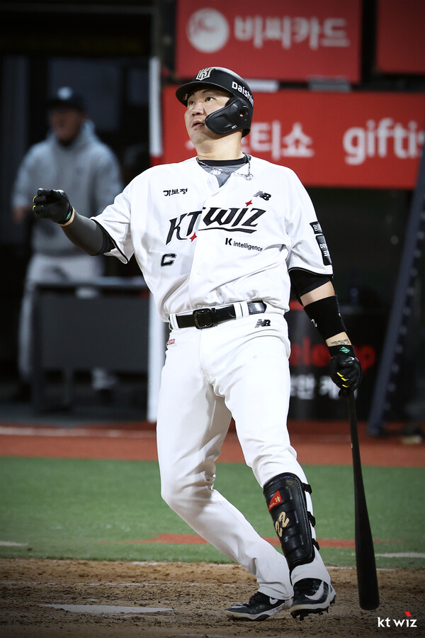 끝내기 안타의 주인공 장성우(사진=KT)