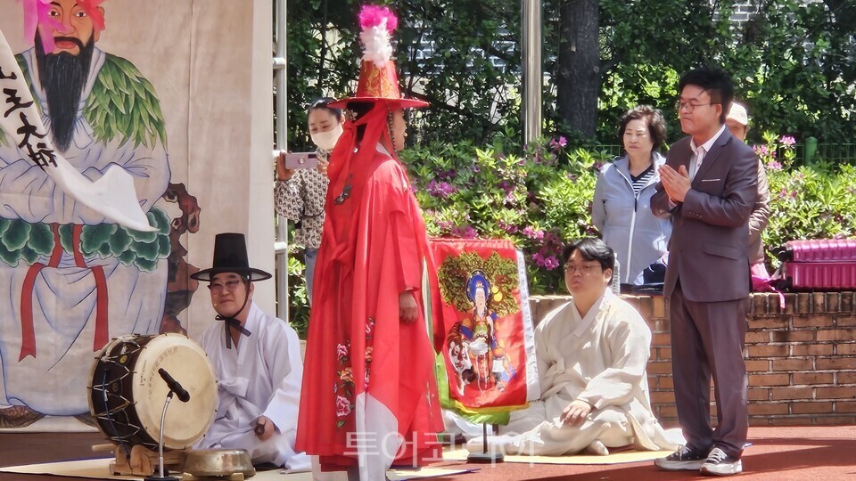 한덕법사 설위설경/사진=유경훈 기자