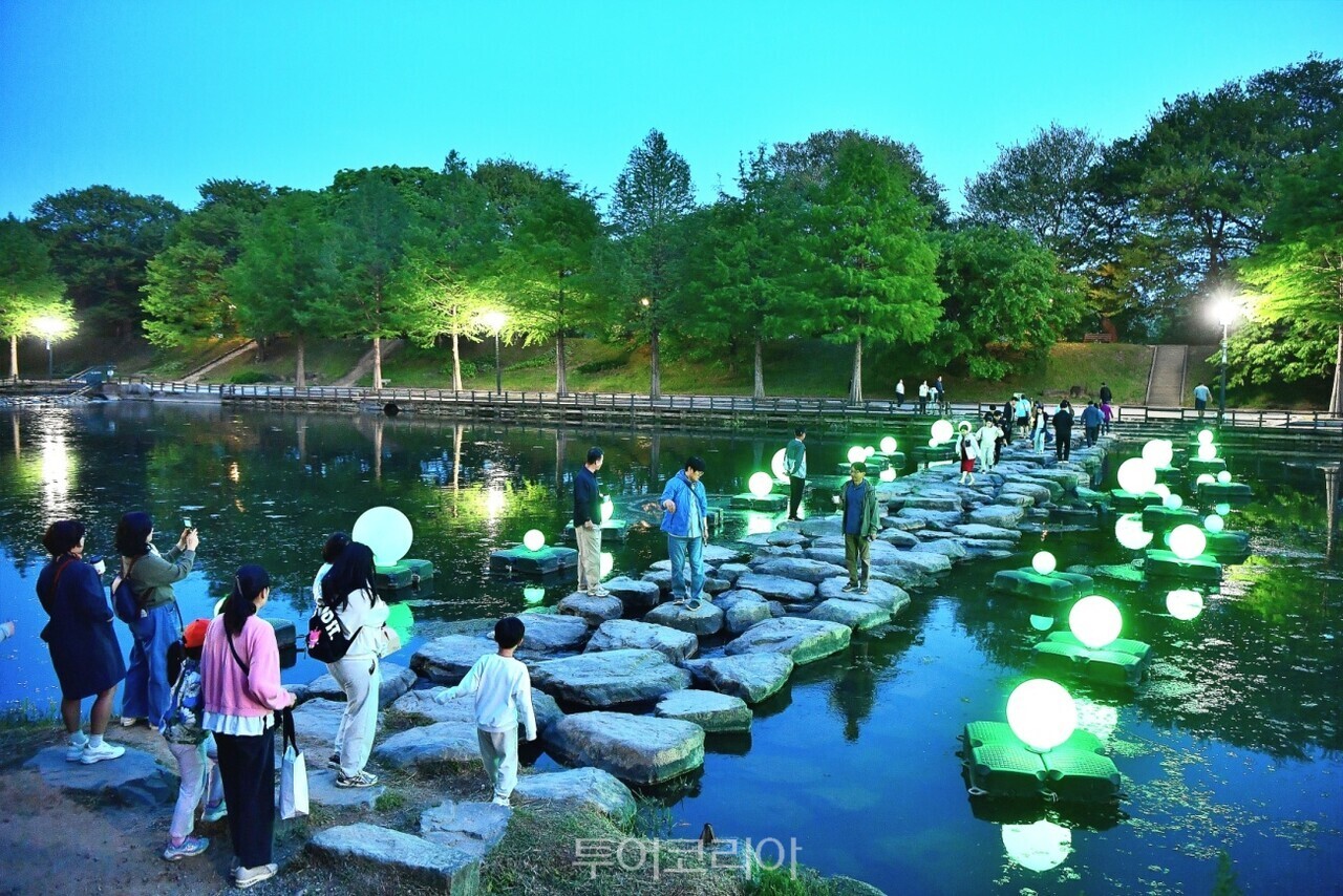 담양대나무축제 죽녹원 야경 개막 거리 퍼레이드 개막식 "관방제림 야경 / 사진-담양군