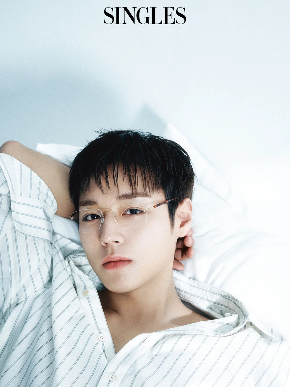 /사진=박지훈, 〈싱글즈〉 5월호서 린드버그 아이웨어 화보 공개