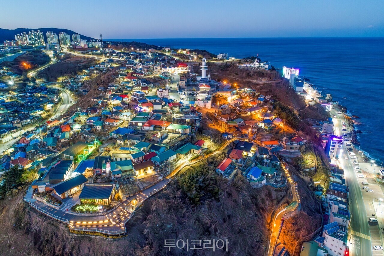 "논골담길 전경" "1 추암5" "추암오토캠핑장2" /사진-동해시