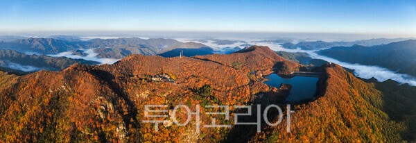 사진 / 적상산 전경_투어코리아 유지훈 기자