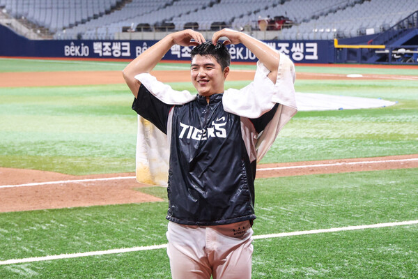 첫 승을 수확한 김태형(사진=KIA)