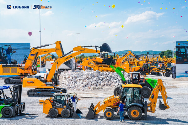 The 6th LiuGong Global Customer Day Held in Liuzhou