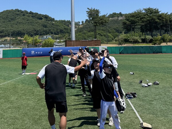2026년 봄 야구로 통하는 티볼 캠프 사진(사진=KBO)