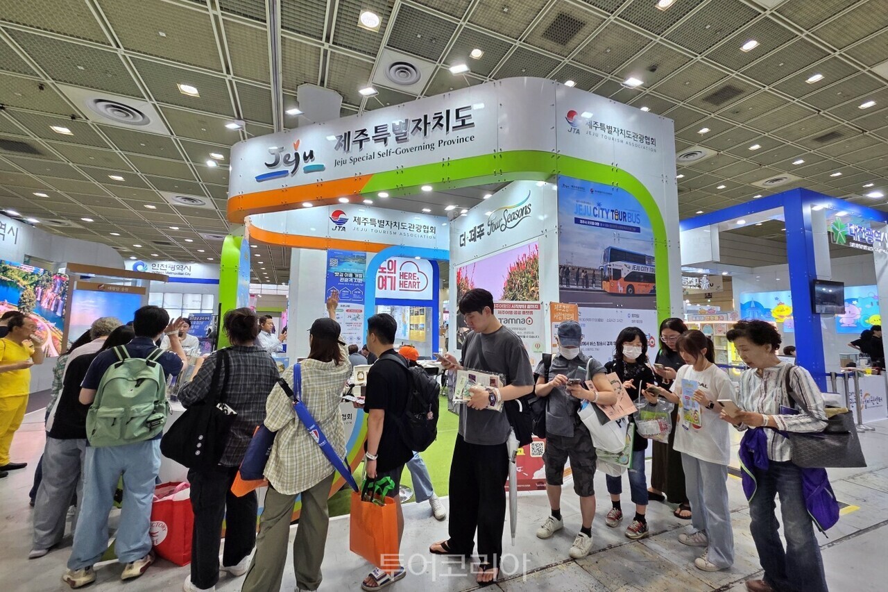 지난 4~7일 서울 코엑스에서 열린 제41회 서울국제관광전 제주홍보관 모습 / 사진-투어코리아