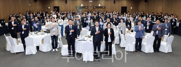 19일 경기도의회 의회 대회의실에서 초선의원들을 중심으로 ‘제12대 의회 의원 오리엔테이션’을 개최되고 있다/사진=경기도의회