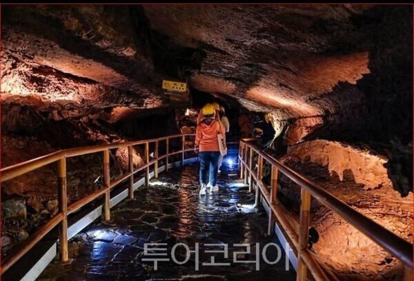 파주시 제3땅굴 AI 이미지/투어코리아뉴스 김경남 기자