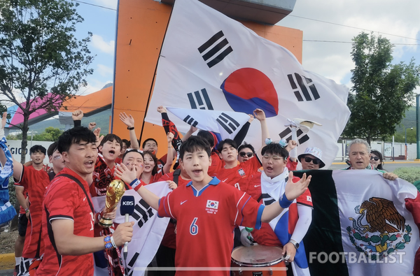 대한민국과 남아프리카공화국 경기를 응원하기 위해 멕시코 몬테레이를 찾은 붉은악마. 김희준 기자